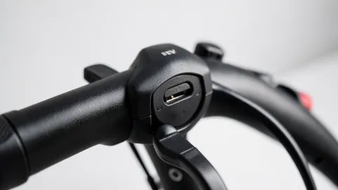 hulajnoga elektryczna revolution rev42112 jak odblokować