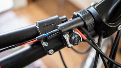 Jak odblokować rower elektryczny Sparta