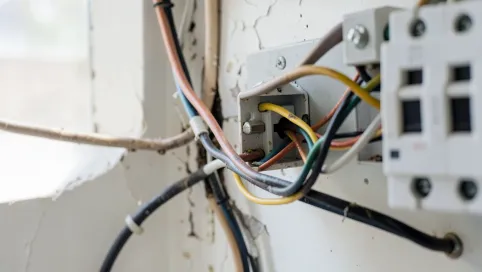 Czy na wymianę instalacji elektrycznej potrzebna jest zgoda