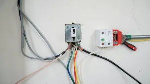 Czy remont instalacji elektrycznej wymaga zgłoszenia