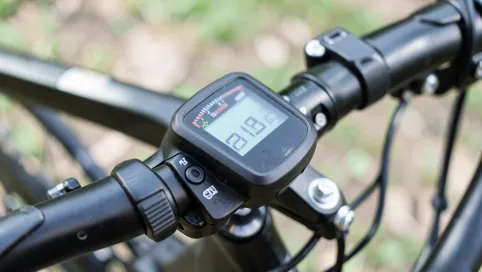 Jak sprawdzić przebieg roweru elektrycznego