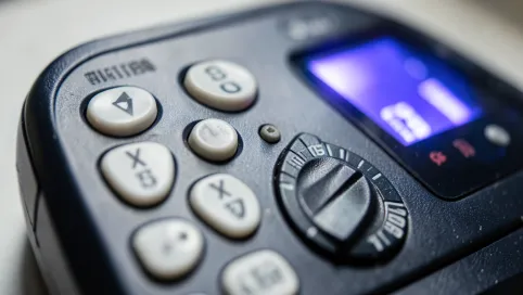 Jak zmienić kod w sejfie elektronicznym