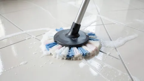 Mop elektryczny do mycia podłóg